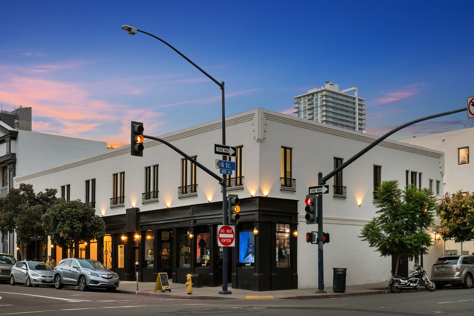 8andG Exterior